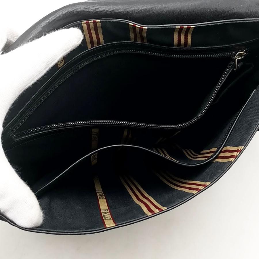 送料無料 美品 バリー BALLY ショルダーバッグ メッセンジャー 送料無料 美品 バリー BALLY ショルダーバッグ メッセンジャー