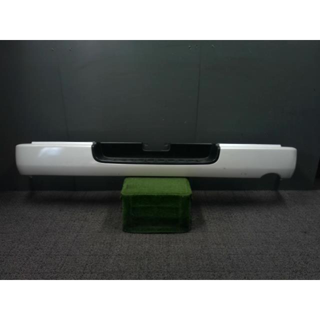 ハイエース CBF-TRH211K リアバンパー カバー 070 52159-26670-A1 