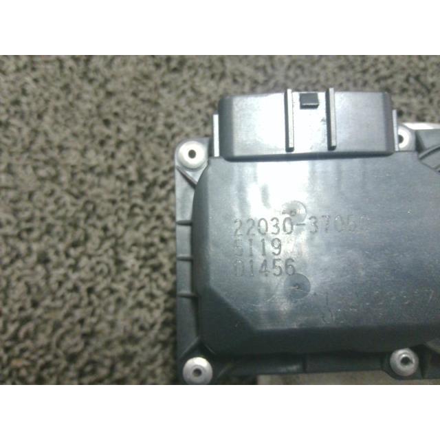 ノア DBA-ZRR80G スロットルボディ|recycle426-01|02