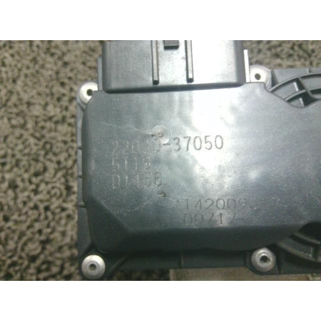 ノア DBA-ZRR80G スロットルボディ|recycle426-01|03
