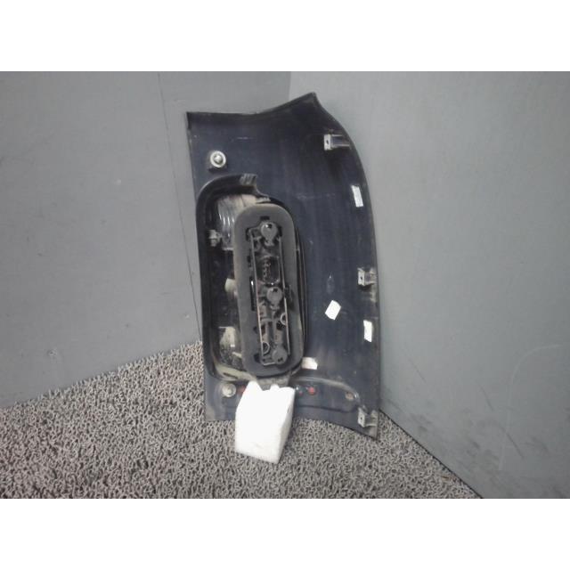 BMW ミニ DBA-ZF16 左テールランプ 850 63212755117 : ファースト