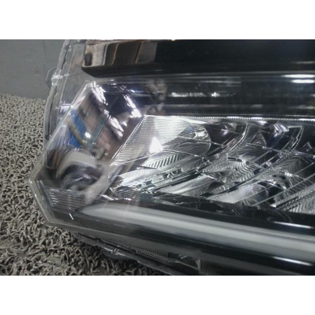 ステップワゴン 6AA-RP5 左ヘッドライト ヘッドランプ NH883P 33150