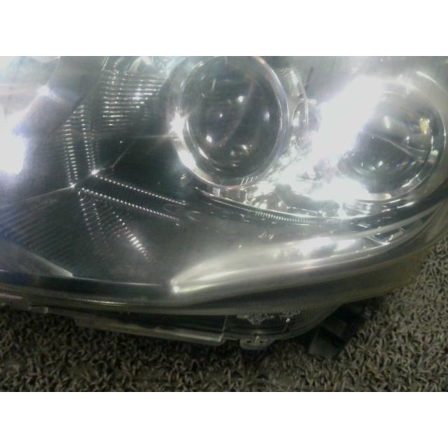 ムーヴ DBA-LA100S 左ヘッドライト ヘッドランプ W24 81150-B2740