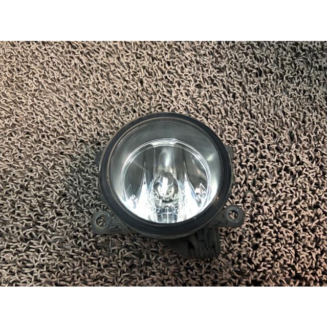 デリカD5 DBA-CV5W 左フォグランプ MN142091 : ファーストパーツ1号店