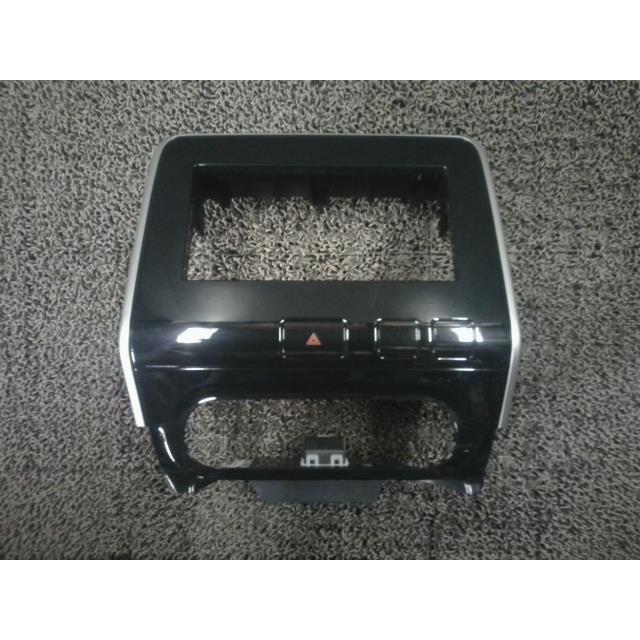 セレナ DBA-C27 クラスターパネル オーディオ枠 エアコン枠 QM1 68260