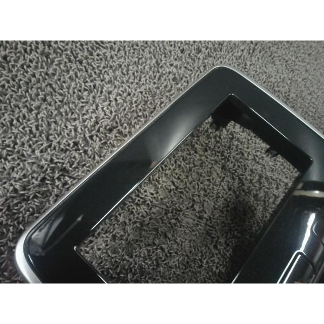 セレナ DBA-C27 クラスターパネル オーディオ枠 エアコン枠 QM1 68260