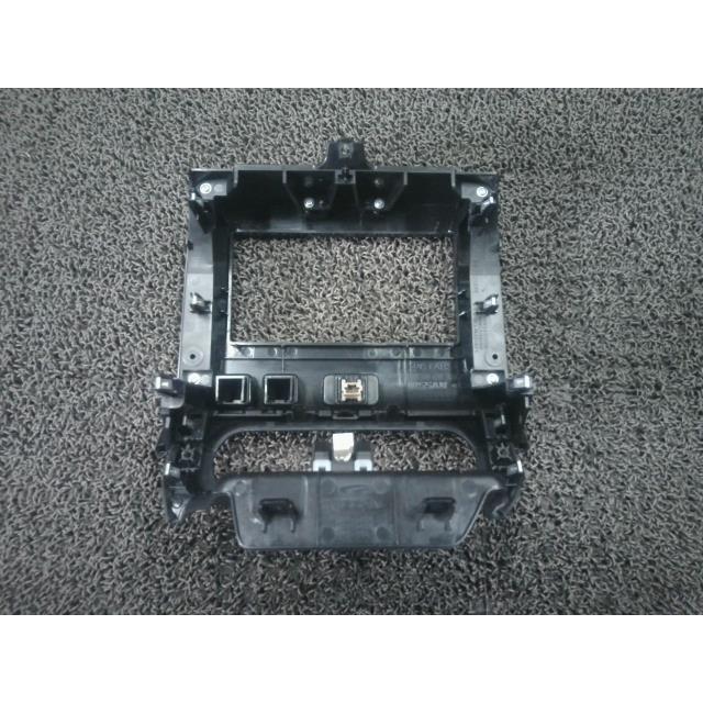 セレナ DBA-C27 クラスターパネル オーディオ枠 エアコン枠 QM1 68260