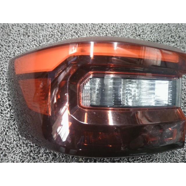ライズ 5AA-A202A 左テールランプ 81561-B1170 : ファーストパーツ1号 