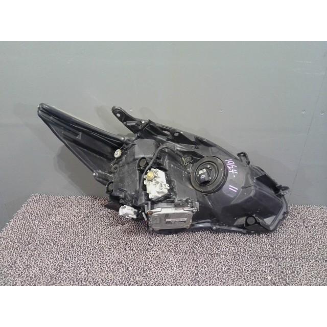 プリウス DAA-ZVW30 左ヘッドライト ヘッドランプ 1F7 81185-47340