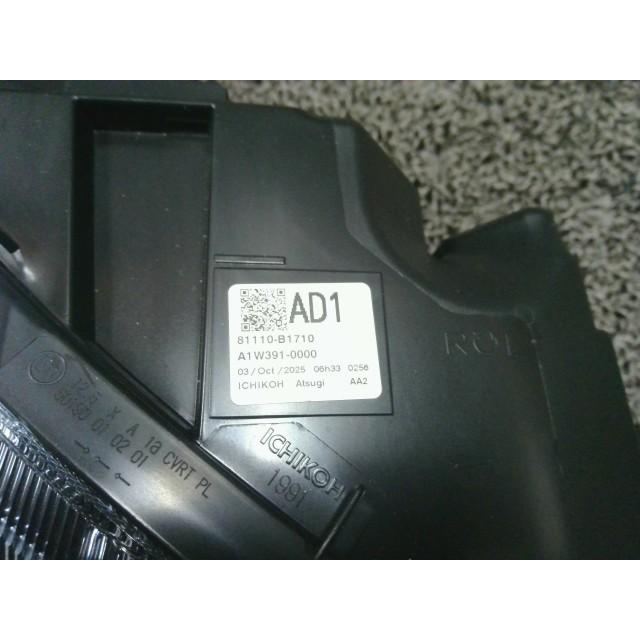 ライズ 5BA-A201A 右ヘッドライト ヘッドランプ 81110-B1710