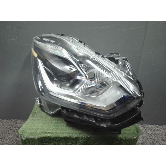 スズキ　スイフトヘッドライト　右35120-52RH2 スイフト DAA-ZC53S 右ヘッドライト ヘッドランプ 35120-52RH2