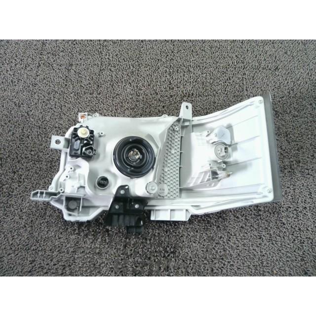 ハイエース 3DF-GDH211K 右ヘッドライト ヘッドランプ   81130-26721_7