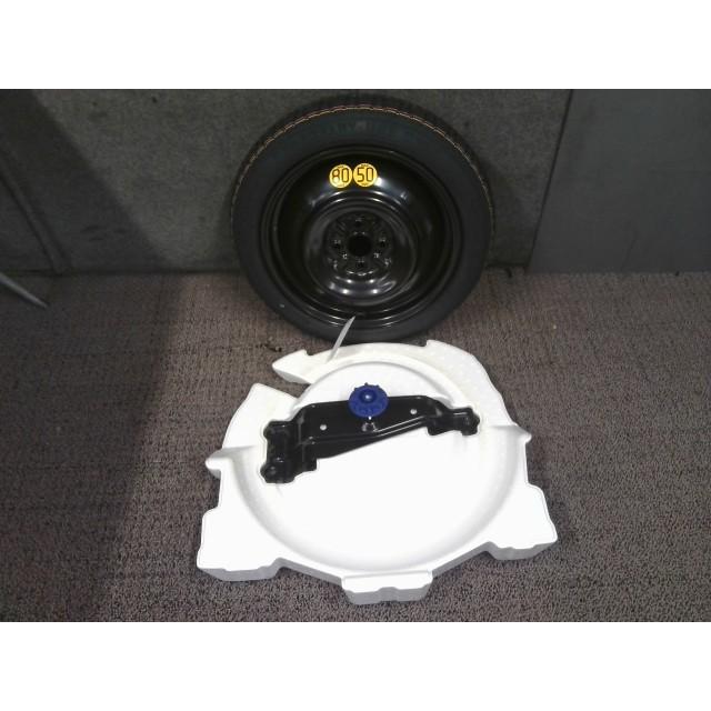 アクア 6AA-MXPK11 テンパータイヤ 4Y3 42611-52400 : ファースト