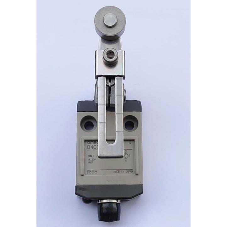 オムロン（OMRON） リミットスイッチ D4CC-3027-P : リサイクル