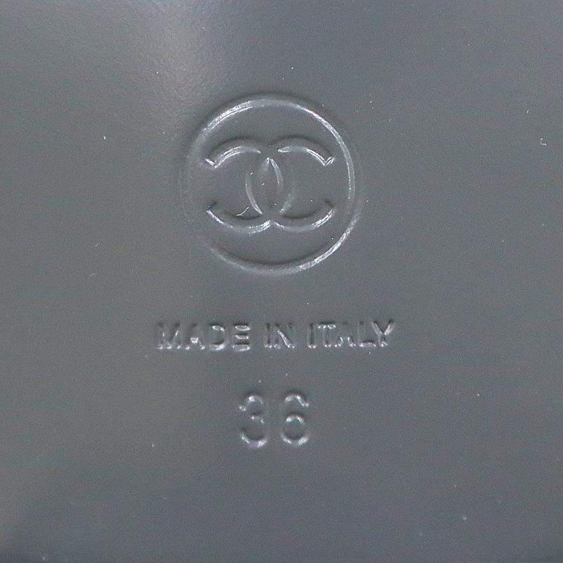 CHANEL】シャネル ロングブーツ ココマーク レザー グレー #36 CHANEL】シャネル ロングブーツ ココマーク レザー グレー #36