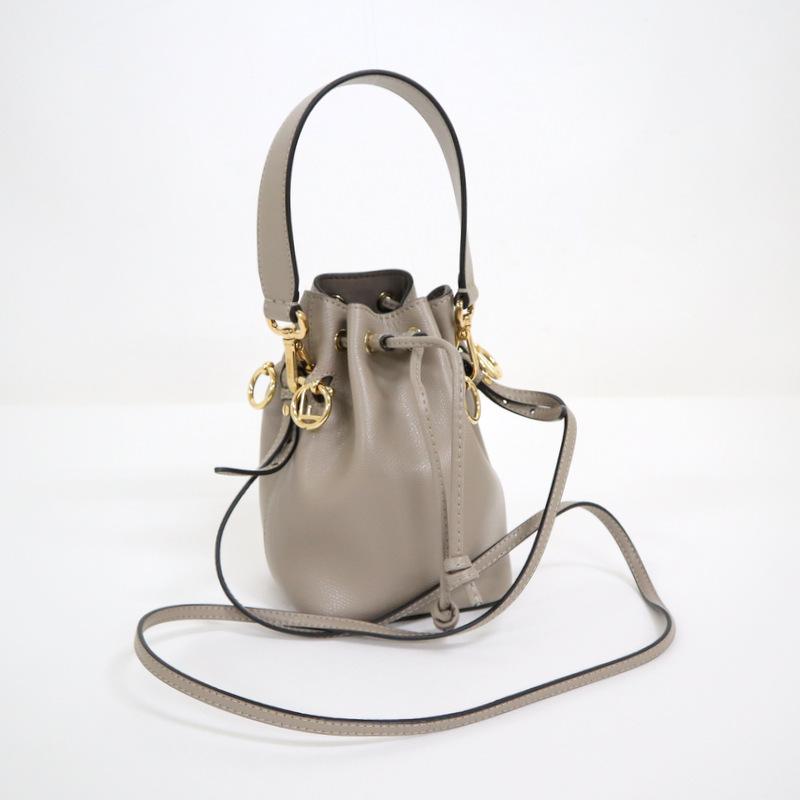 FENDI】フェンディ ミニモントレゾール ショルダーバッグ グレー【中古 