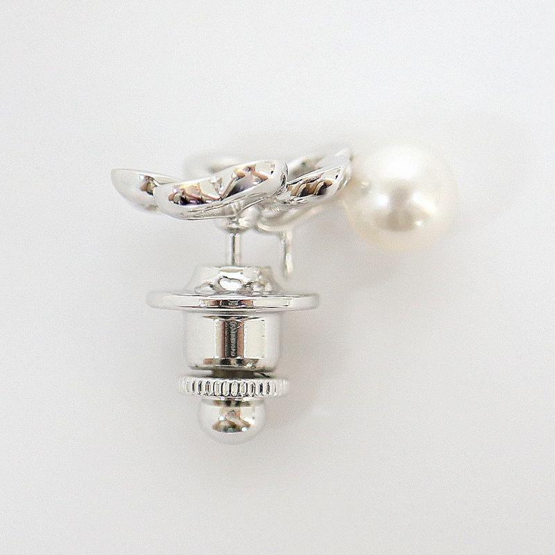 MIKIMOTO】ミキモト ピンブローチ 四つ葉モチーフ クローバー MIKIMOTO】ミキモト ピンブローチ 四つ葉モチーフ クローバー