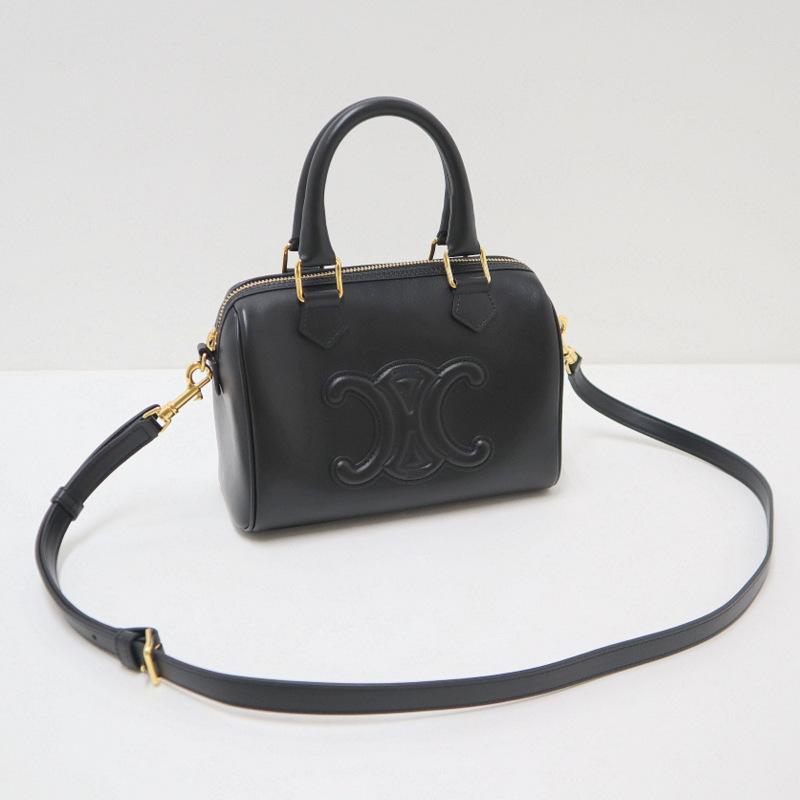 【★Yoshi】美品✨CELINE スモールボストン キュイル トリオンフ CELINE（セリーヌ） スモール ボストン キュイル トリオンフ