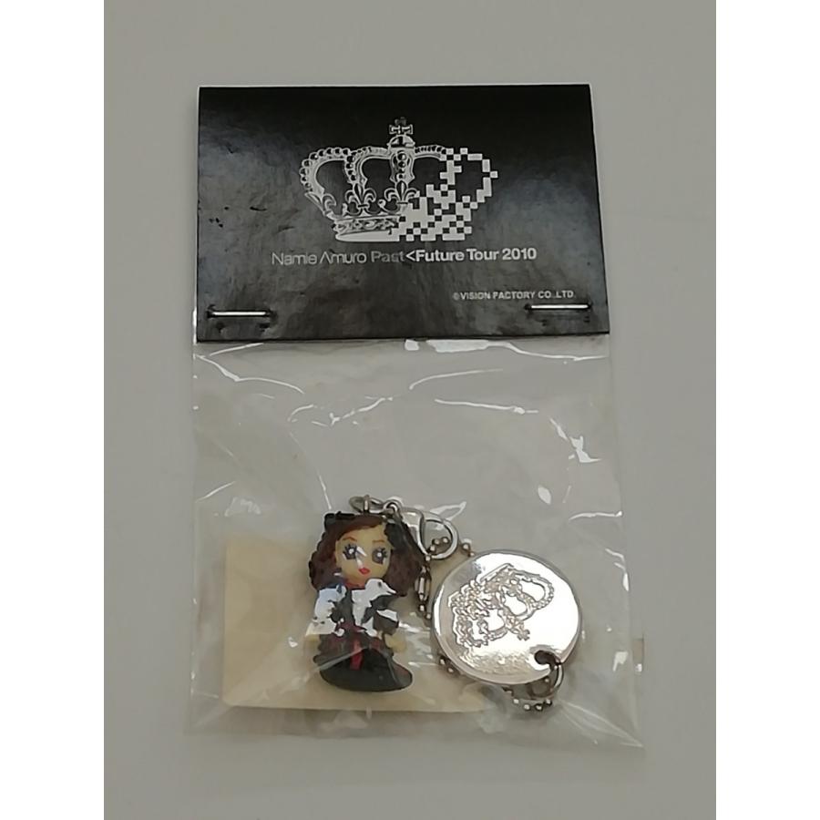 安室奈美恵2010年DVDグッズセット Amazon.co.jp: namie amuro PAST＜FUTURE tour 2010 (限定