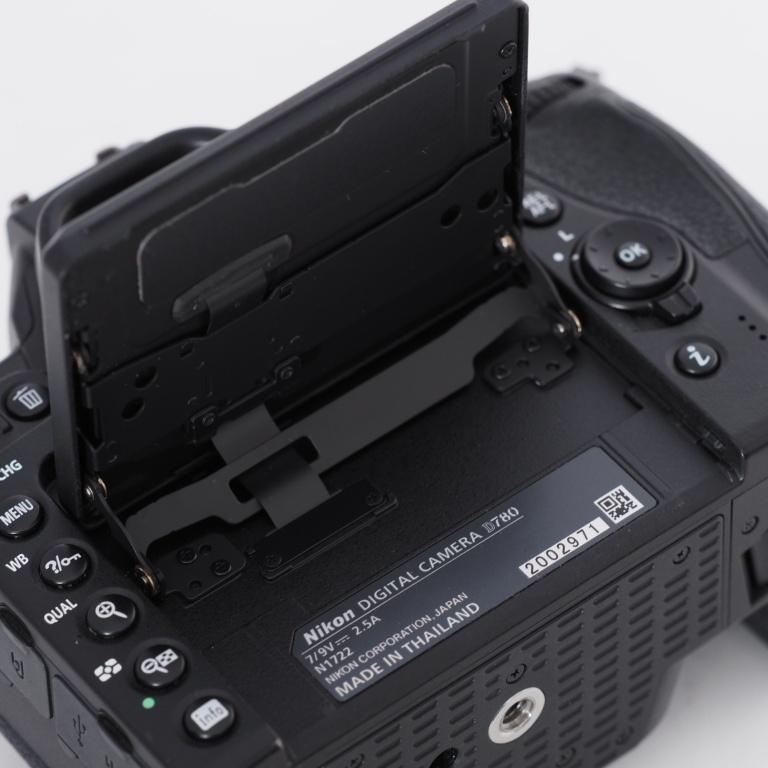 Nikon ニコン デジタル一眼レフカメラ D780 ブラック ボディ #11940 |  | 08