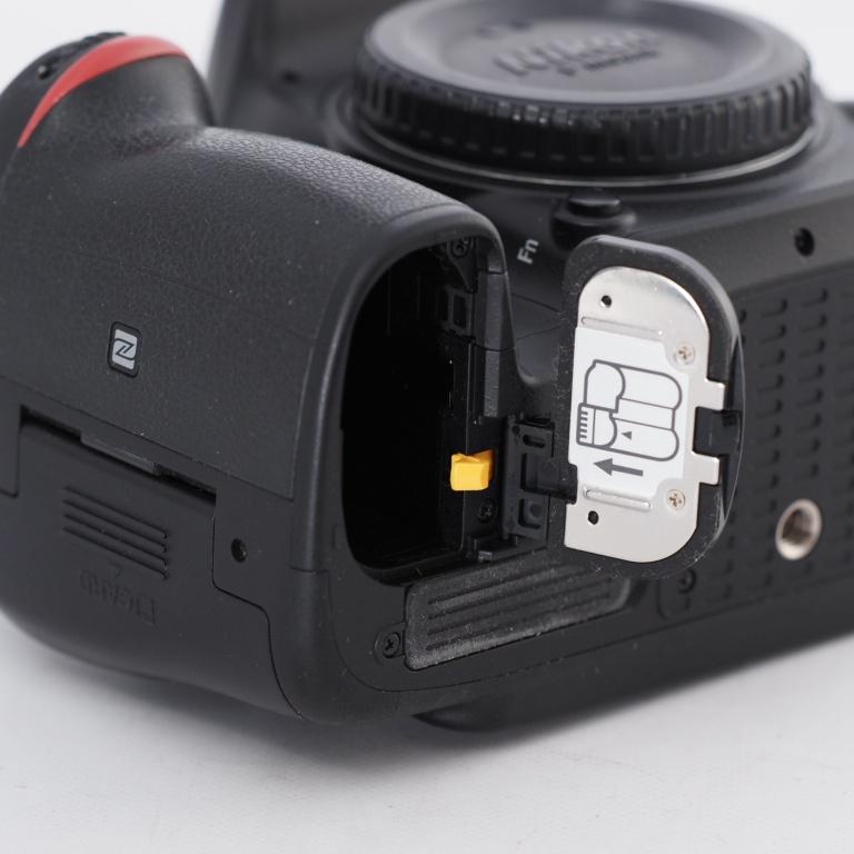 Nikon ニコン デジタル一眼レフカメラ D7200 ボディ #11992