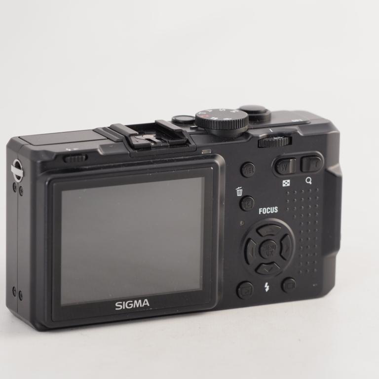 SIGMA シグマ デジタルカメラ DP1 APS-Cセンサー Foveon X3センサー