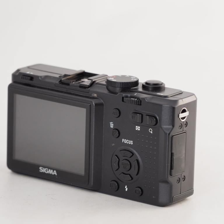 SIGMA シグマ デジタルカメラ DP1 APS-Cセンサー Foveon X3センサー