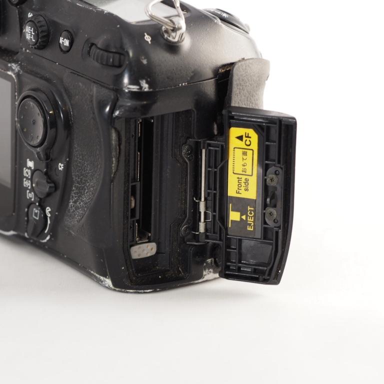 FUJIFILM フジフイルム デジタル一眼レフカメラ FinePix (ファインピックス) S5 Pro FX-S5P #13559 |  | 07