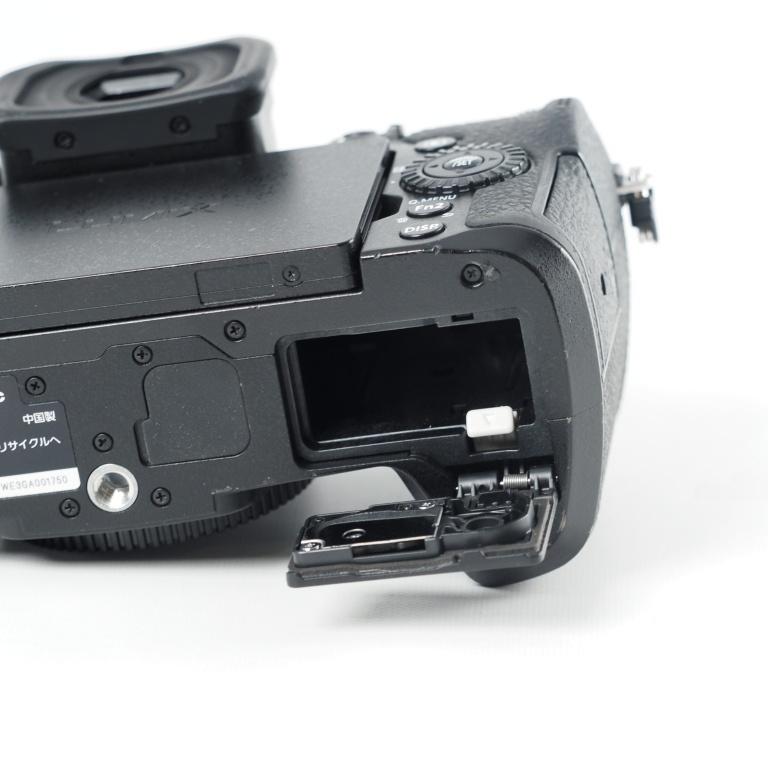 Panasonic LUMIX G99D ボディ DC-G99D-K ミラーレス一眼カメラ ルミックス #13836 |  | 08