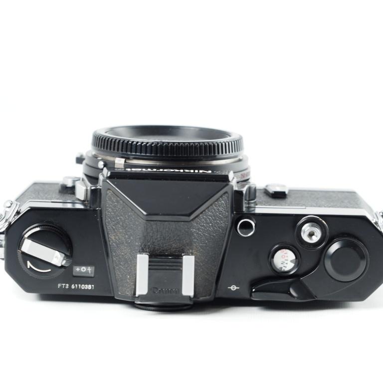 カメラ ニコマットEL + NIKKOR-H・C Auto フィルム一眼レフ カメラ