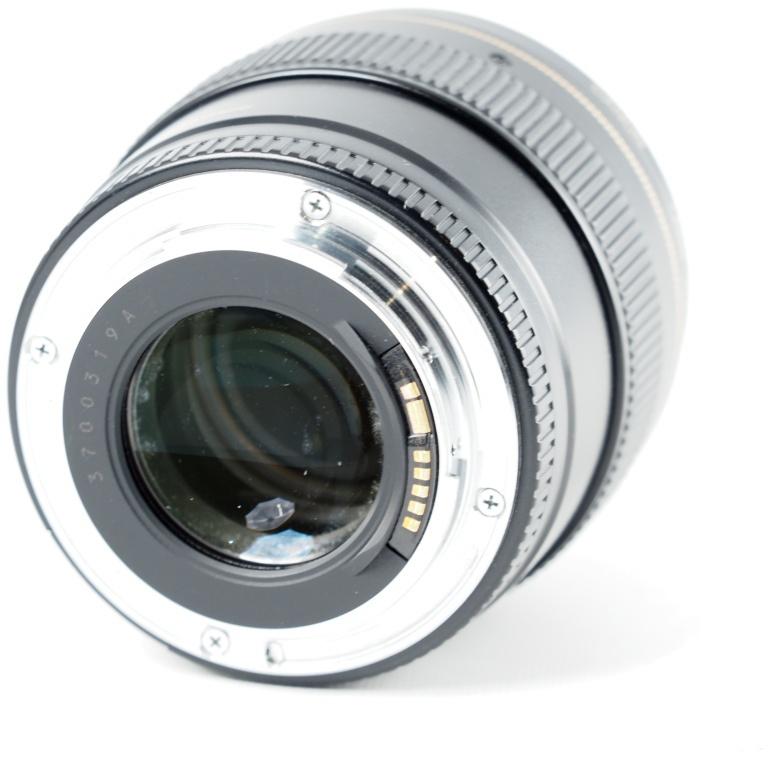 Canon キヤノン 単焦点中望遠レンズ EF100mm F2 USM フルサイズ対応 #14015 Canon キヤノン 単焦点中望遠レンズ EF100mm F2 USM フルサイズ対応