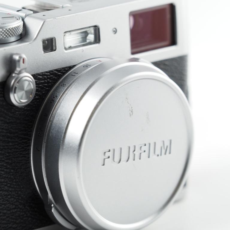 富士フイルム FUJIFILM X100F シルバー 富士フイルム FUJIFILM X100F [シルバー] 価格比較 - 価格.com