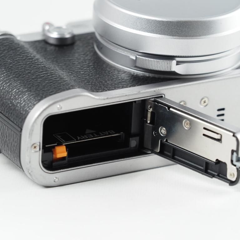 FUJIFILM フジフイルム デジタルカメラ X100F シルバー X100F-S #14145