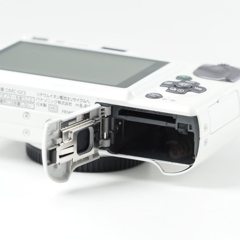 Panasonic LUMIX GF2 ボディ ホワイト DMC-GF2 パナソニック ミラー