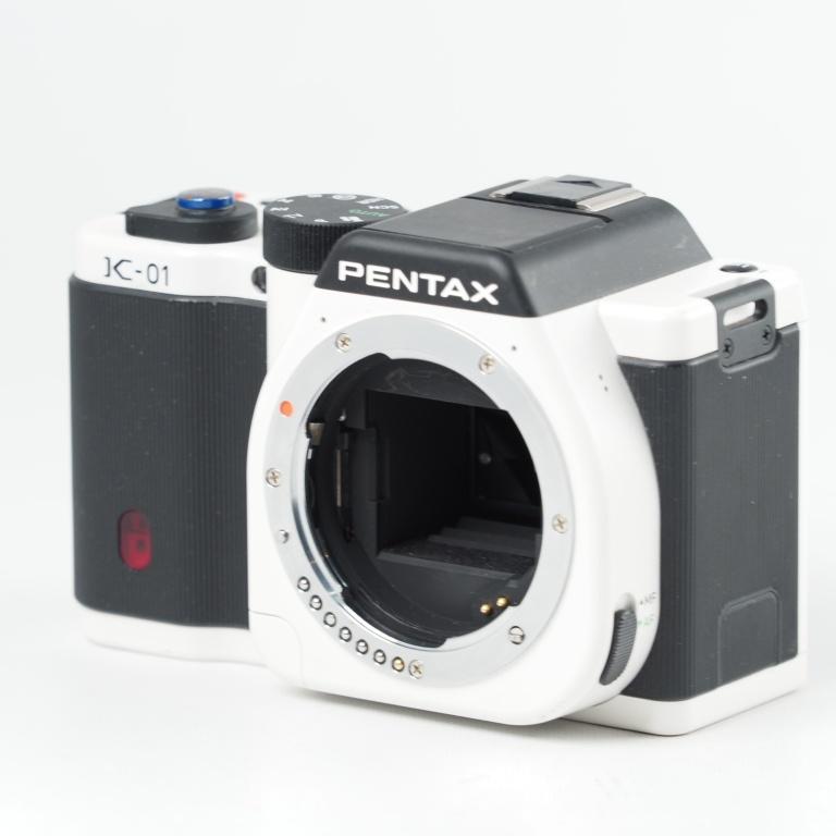PENTAX ミラーレス一眼レフカメラ K-01 K01 ボディ ホワイト/ブラック