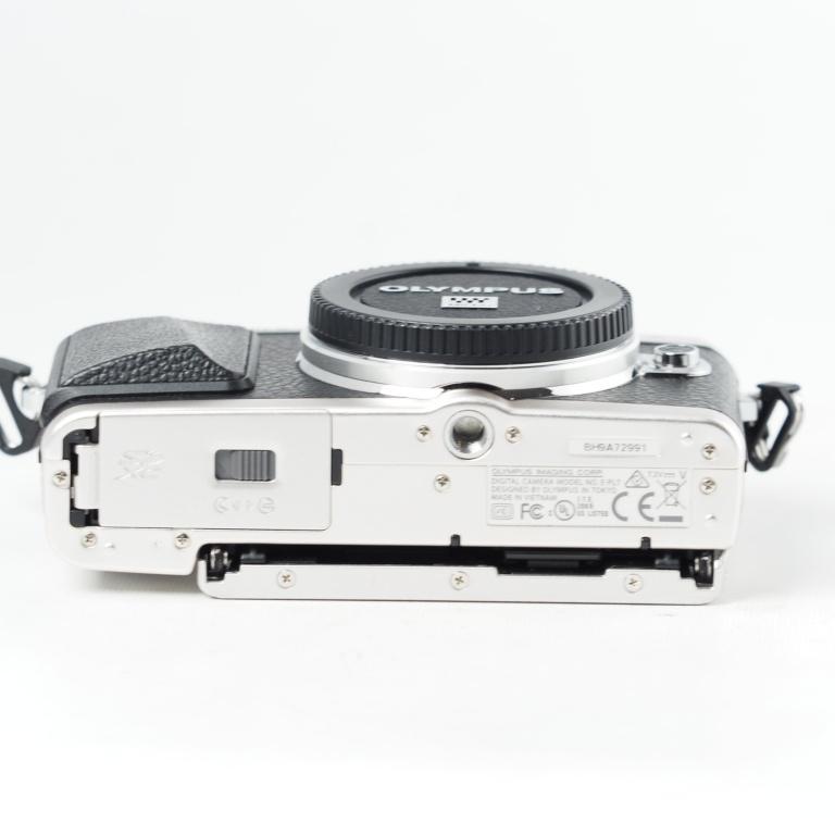 OLYMPUS PEN E-PL7 ボディ シルバー ミラーレス一眼 BODY SLV #14464
