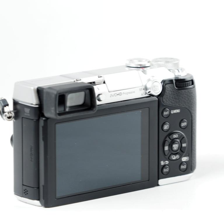 Panasonic LUMIX GX7 ボディ シルバー パナソニック ミラーレス一眼レフカメラ DMC-GX7-S #14489 |  | 03
