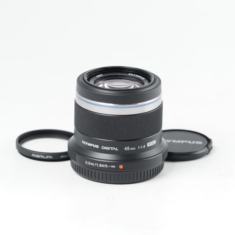OLYMPUS 単焦点レンズ M.ZUIKO DIGITAL 45mm F1.8 ブラック オリンパス 中望遠レンズ マイクロフォーサーズ #14531 |  | 01