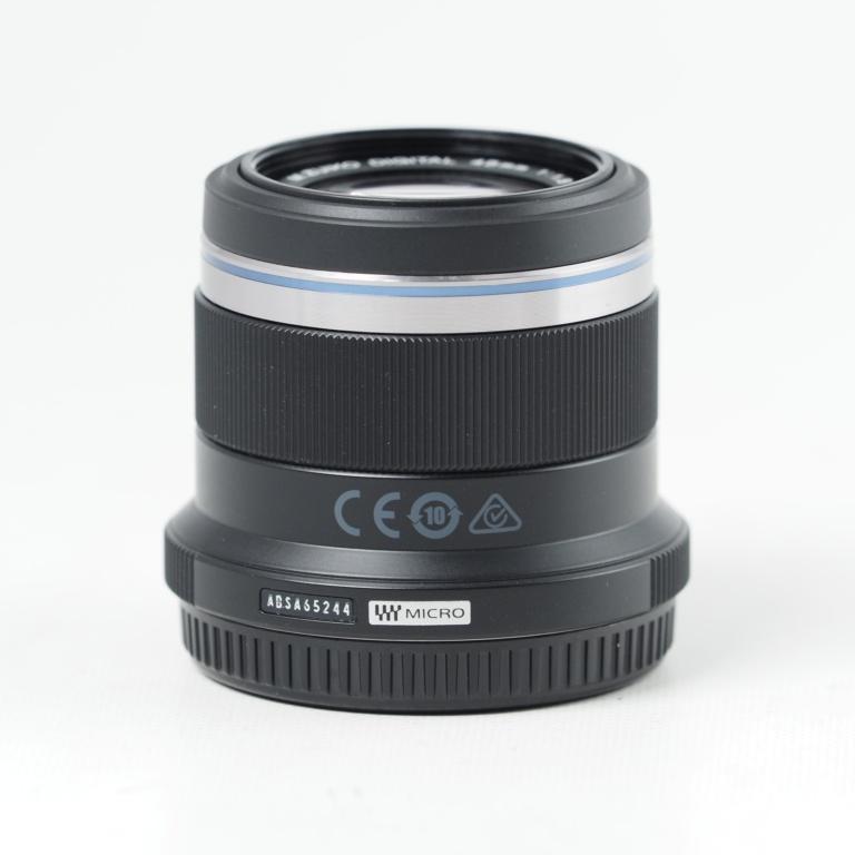 OLYMPUS 単焦点レンズ M.ZUIKO DIGITAL 45mm F1.8 ブラック オリンパス 中望遠レンズ マイクロフォーサーズ #14531 |  | 03