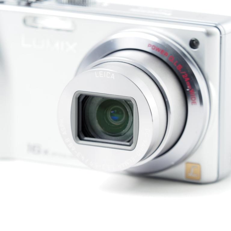 Panasonic LUMIX TZ18 パナソニック デジタルカメラ ルミックス シルバー DMC-TZ18-S #14622 |  | 08