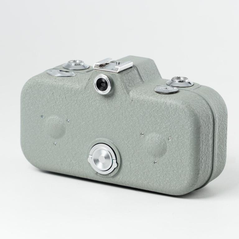 ZEISS IKON MOVIKON 8 Movitar 1:1.9 f=10mm 純正レザーケース ファインダー その他付属品付き #14726 |  | 04