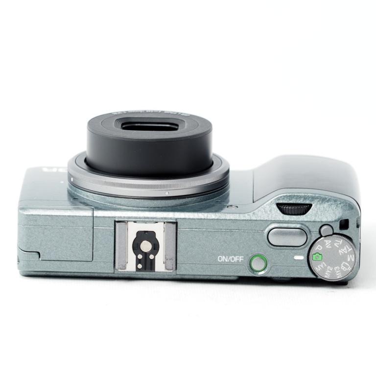 RICOH デジタルカメラ GR Limited Edition 全世界5,000台限定 グリーン色ウェーブトーン APS-CサイズCMOSセンサー搭載 175820 #14817 RICOH デジタルカメラ GR Limited Edition 全世界5,000台限定 グリーン