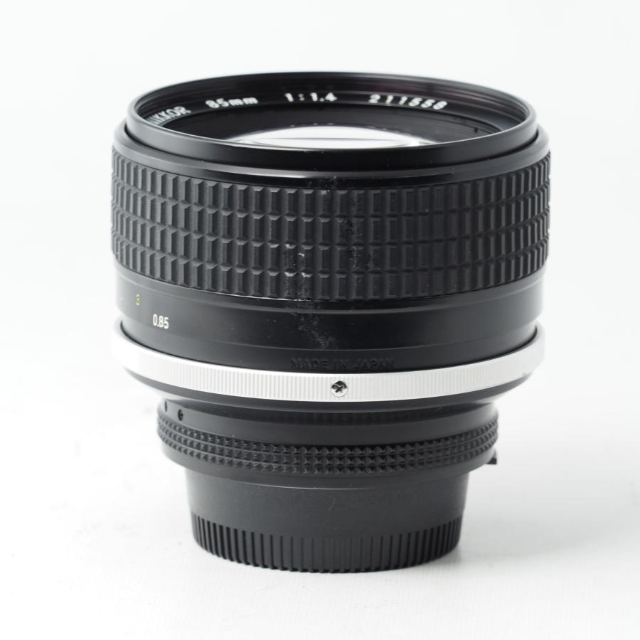 Nikon Ai-s NIKKOR 85mm F1.4 Fマウント #15926 |  | 03