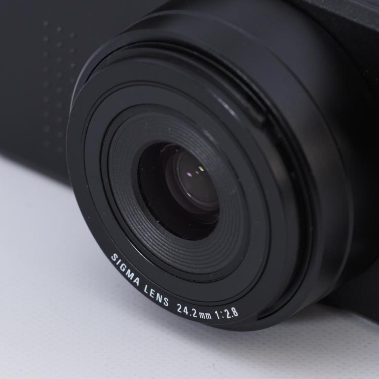 SIGMA シグマ コンパクトデジタルカメラ DP2s #8745 |  | 09