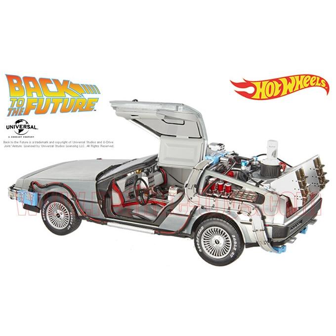 アメ車ミニカー ホットウィール ELITE デロリアン Mr.フュージョン w/ホバーボード 映画「バックトゥザフューチャー」 1：18 