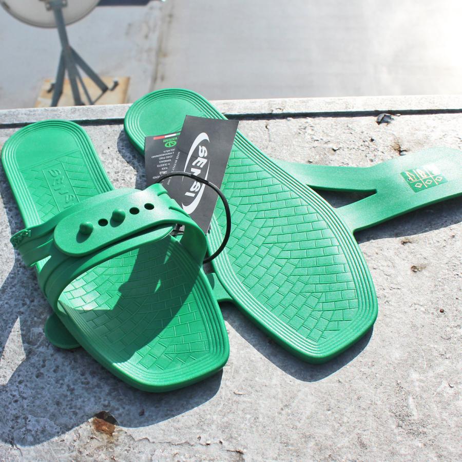 【新品】ネブローニ　ベルベット　サンダル　グリーン　37 新品】ネブローニベルベットサンダルグリーン37