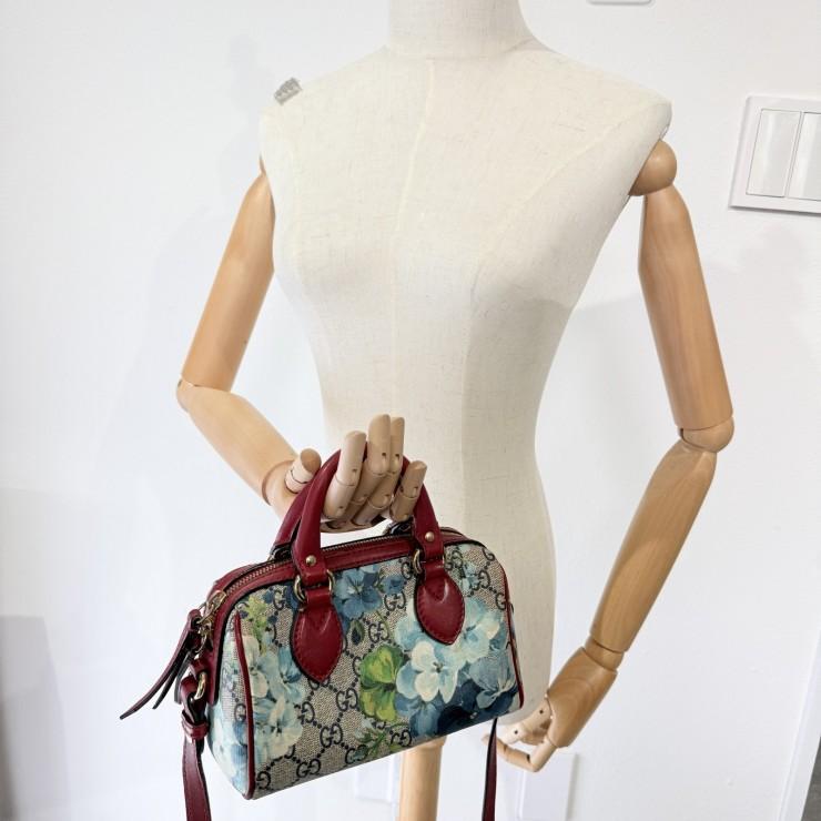 GUCCI（グッチ）GGブルームス ミニボストンバッグ 2WAYショルダー GGスプリーム フローラルプリント ベージュ系×レッド レディース