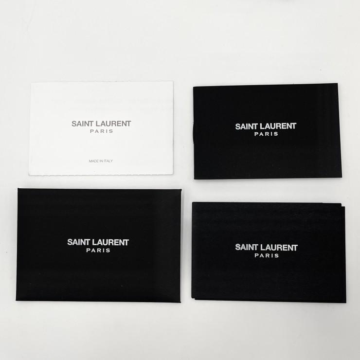 SAINT LAURENT（サンローラン）スタッズロゴ ジップカードケース