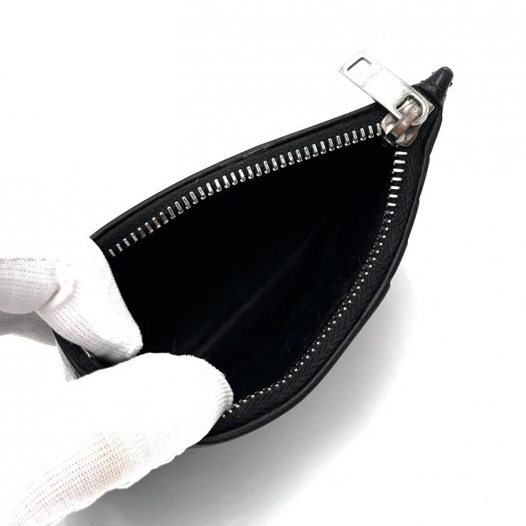 SAINT LAURENT（サンローラン）スタッズロゴ ジップカードケース