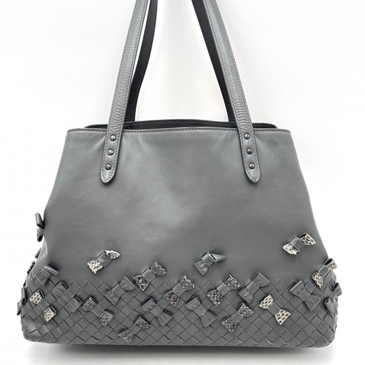BOTTEGA VENETA（ボッテガヴェネタ）リボン トートバッグ イントレ 